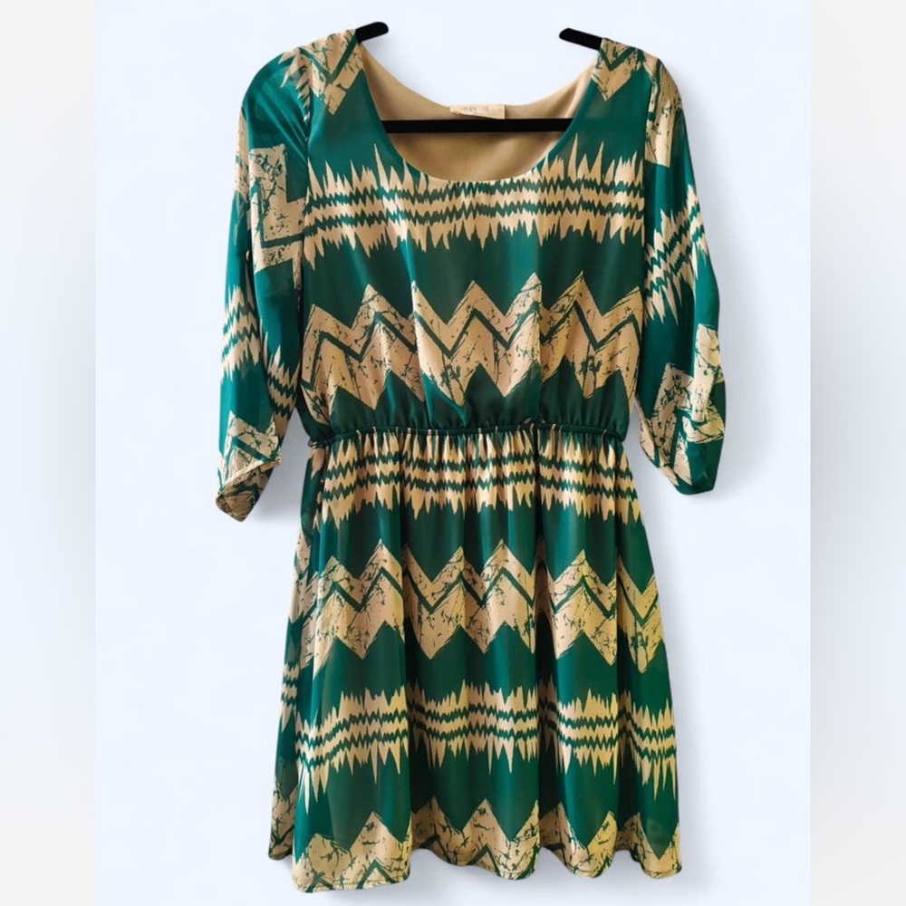 Peach Love California Green and Cream Midi Dress